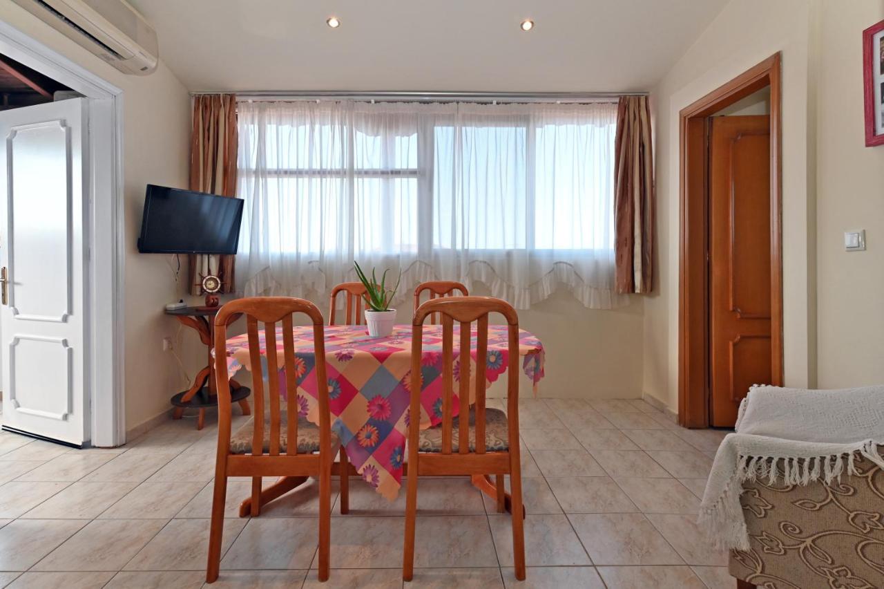 Dionisos Palms Apartments Paralia Dionysiou Luaran gambar