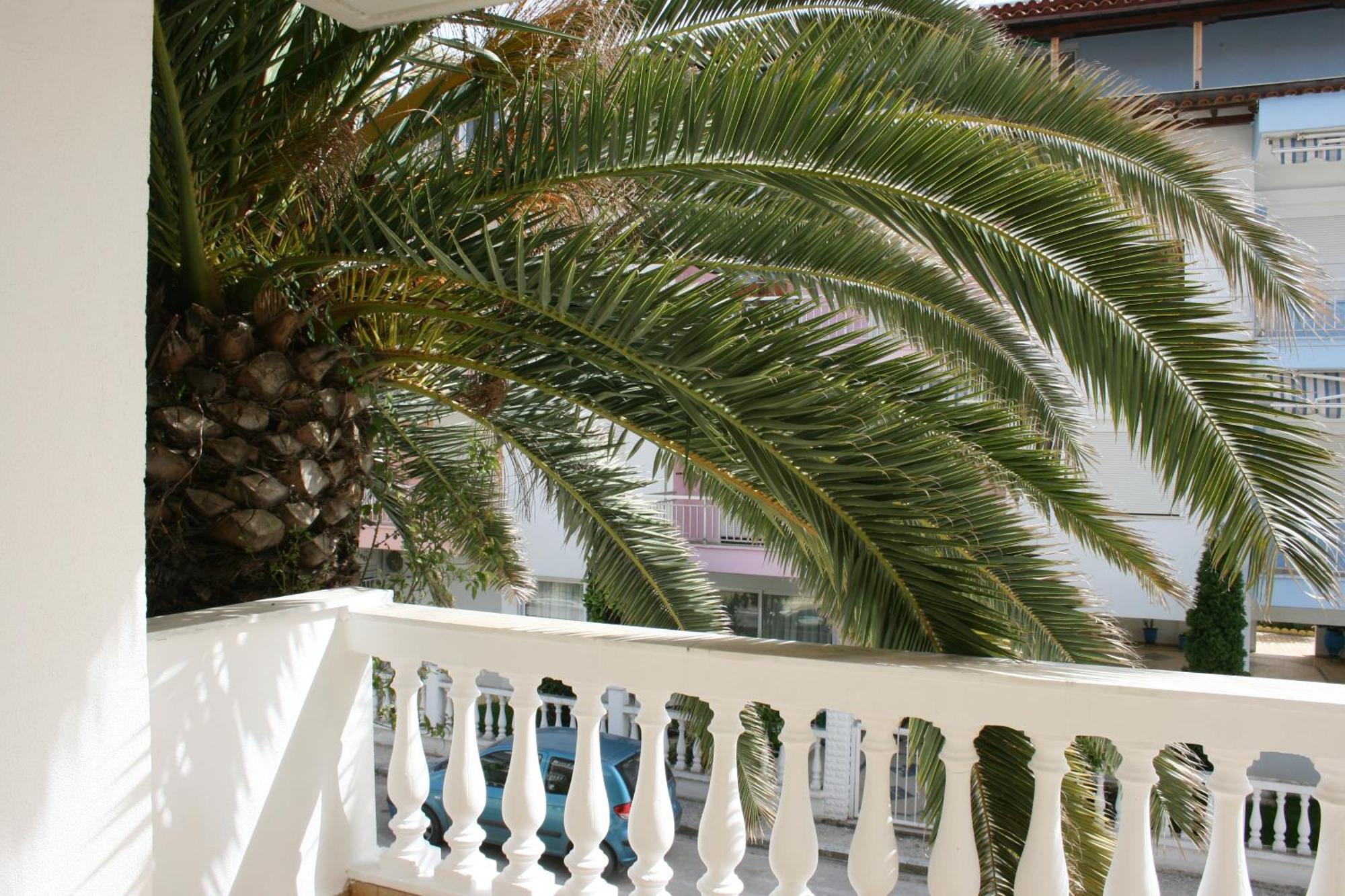 Dionisos Palms Apartments Paralia Dionysiou Luaran gambar