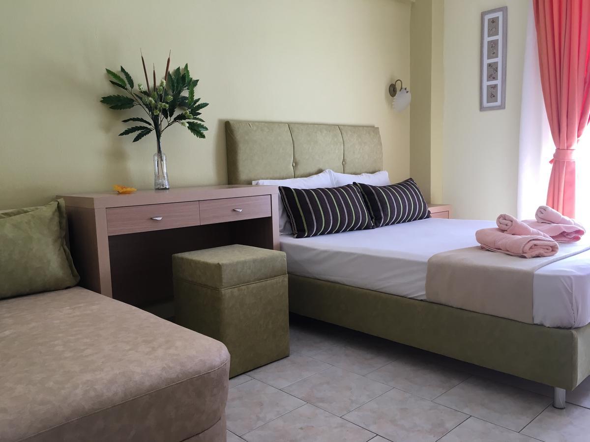 Dionisos Palms Apartments Paralia Dionysiou Luaran gambar