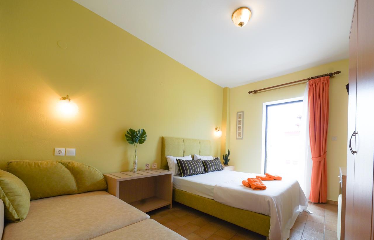 Dionisos Palms Apartments Paralia Dionysiou Luaran gambar